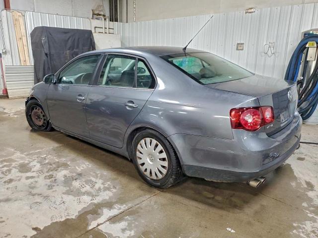 Volkswagen Jetta S Image 12