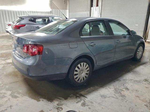Volkswagen Jetta S Image 4