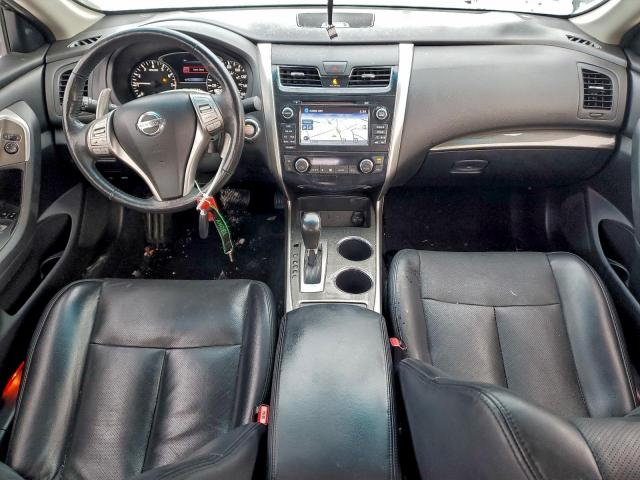 Nissan Altima 3.5s Image 12