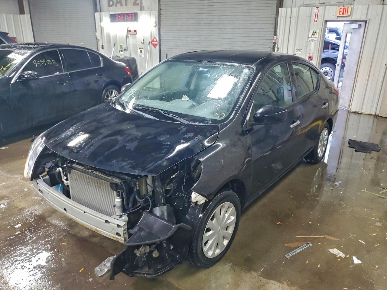 Nissan Versa S Image 1