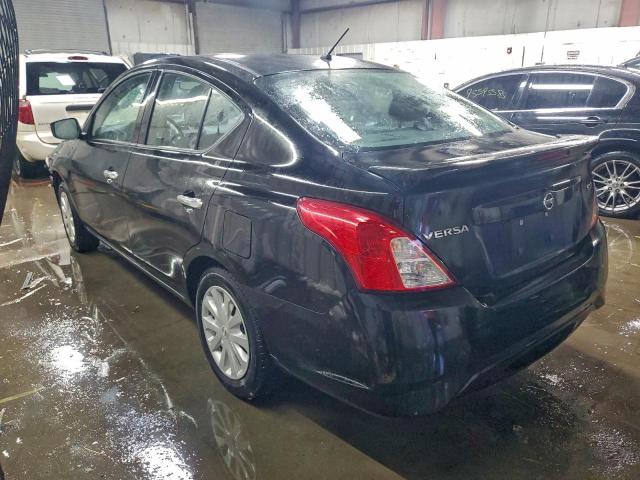 Nissan Versa S Image 3