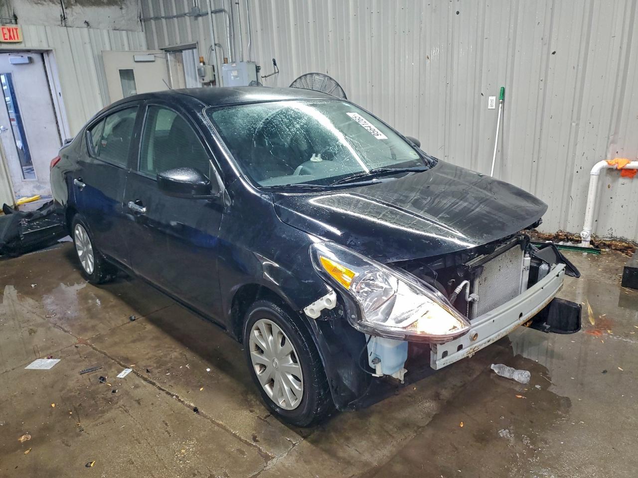 Nissan Versa S Image 11