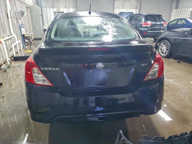 Nissan Versa S Image 7