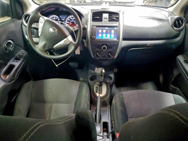 Nissan Versa S Image 9