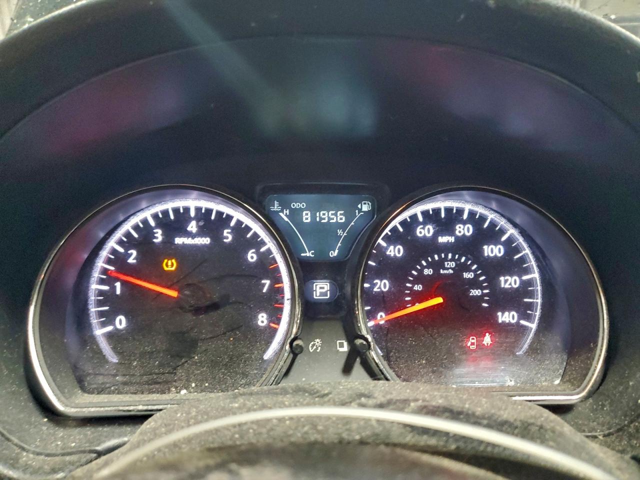 Nissan Versa S Image 5