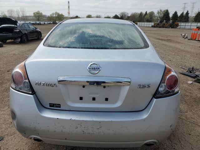 Nissan Altima Base Image 4
