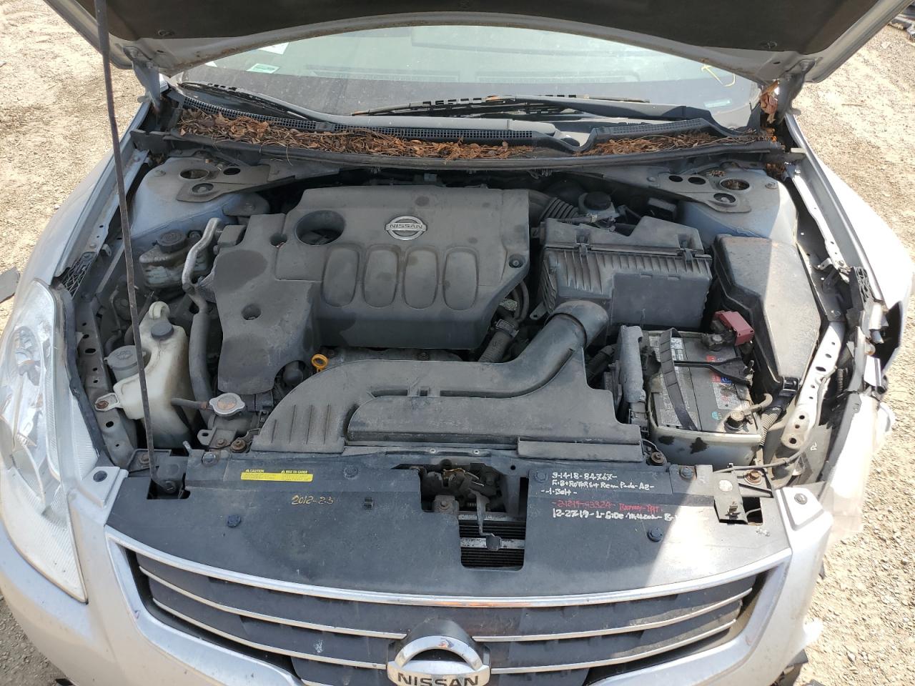 Nissan Altima Base Image 10