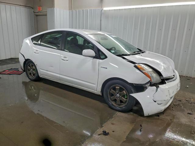 Toyota Prius Image 8