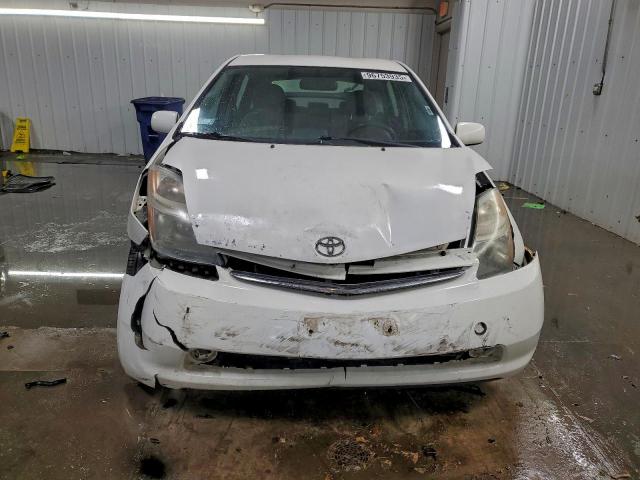 Toyota Prius Image 2