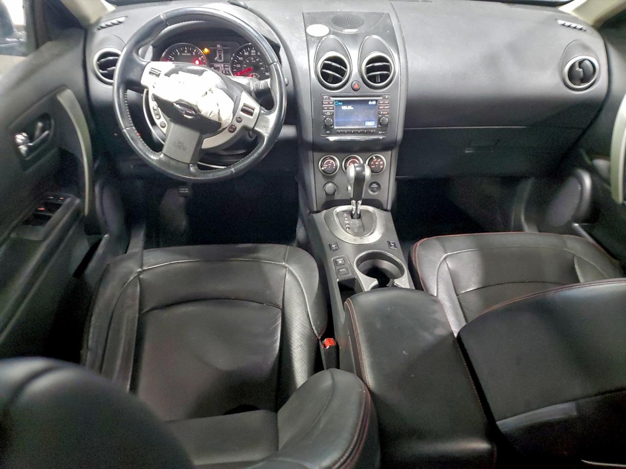 Nissan Rogue S Image 11