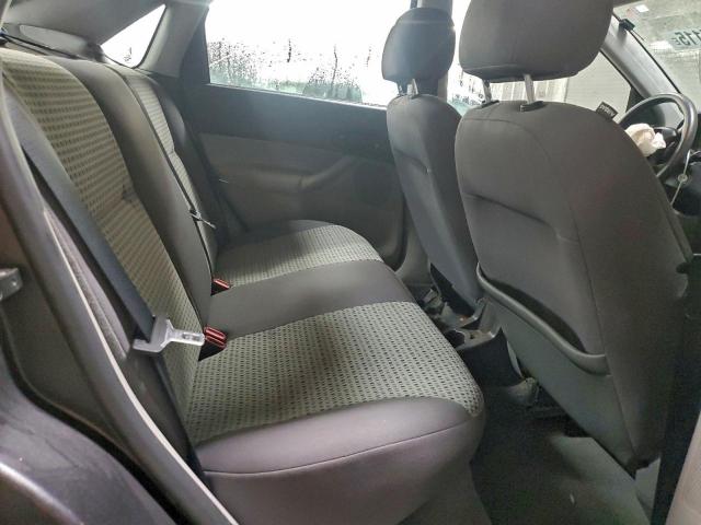 Ford Focus Zx4 Image 7