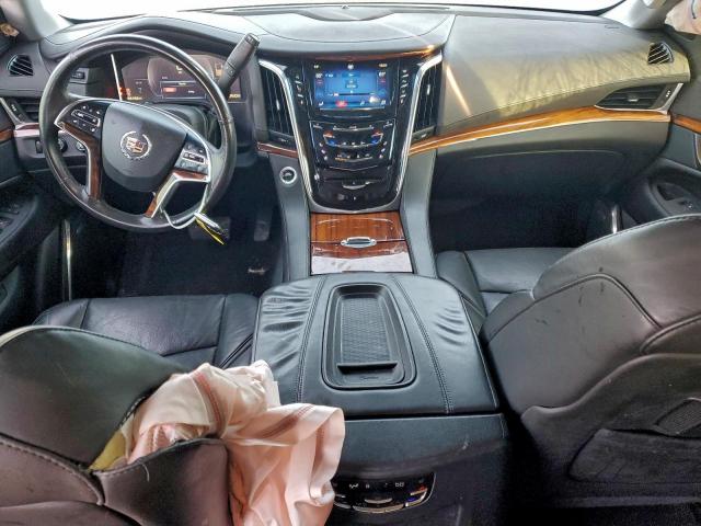 Cadillac Escalade Premium Image 9