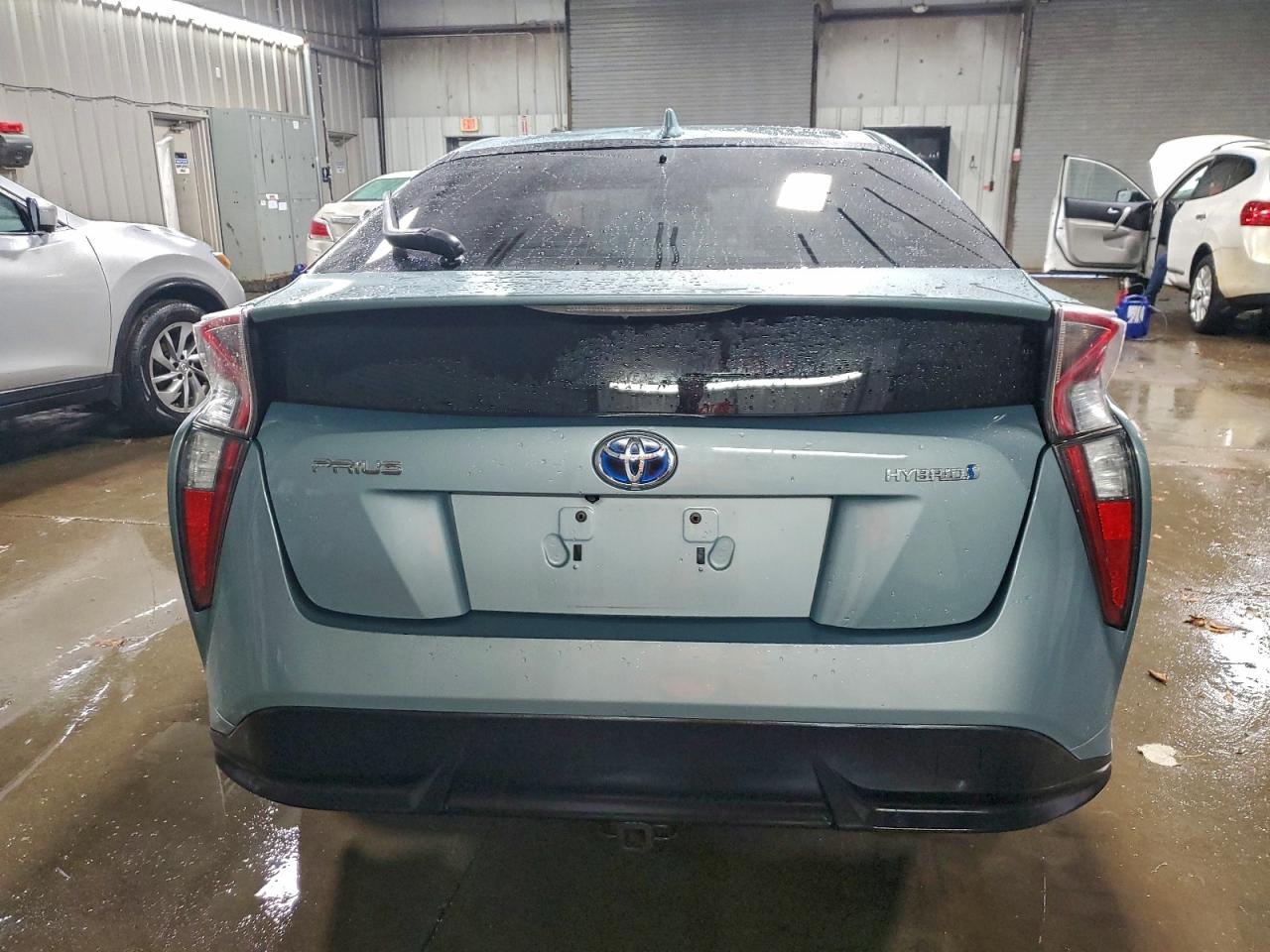 Toyota Prius Image 3