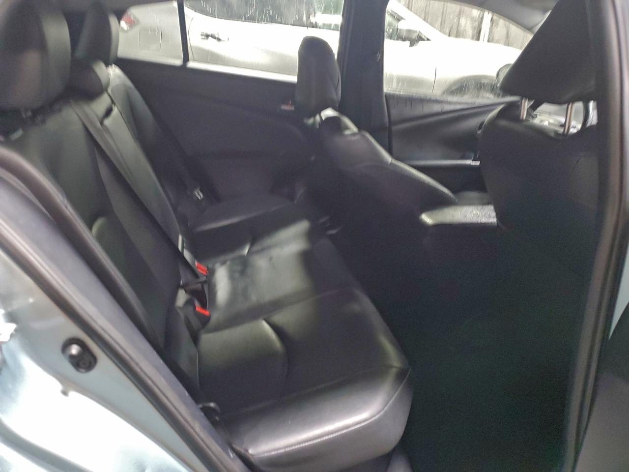 Toyota Prius Image 6