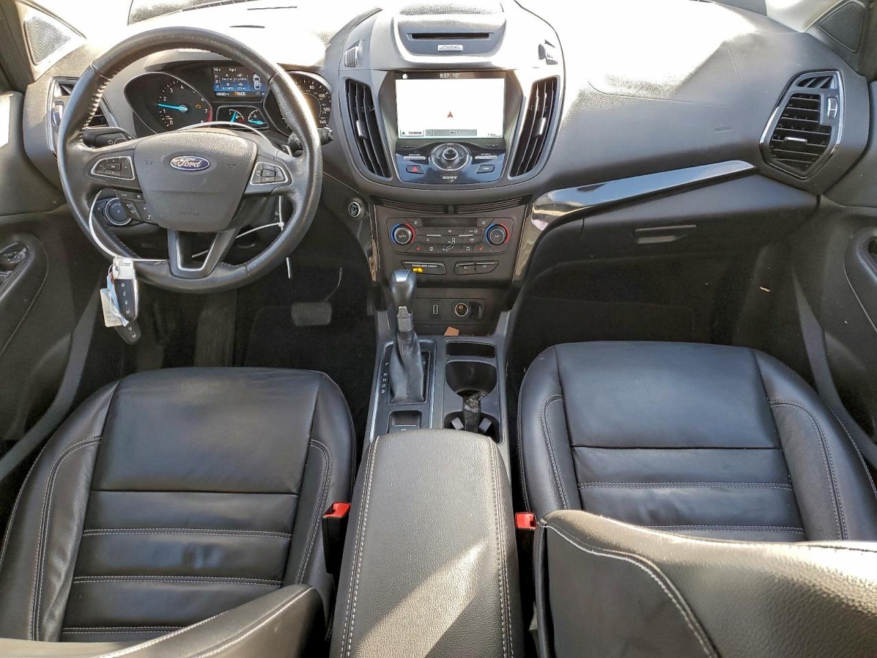 Ford Escape Titanium Image 7