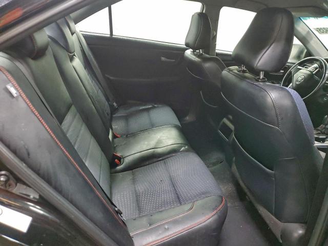 Toyota Camry Le Image 7