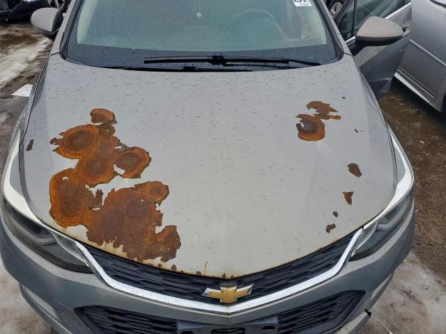 Chevrolet Cruze Lt Image 4