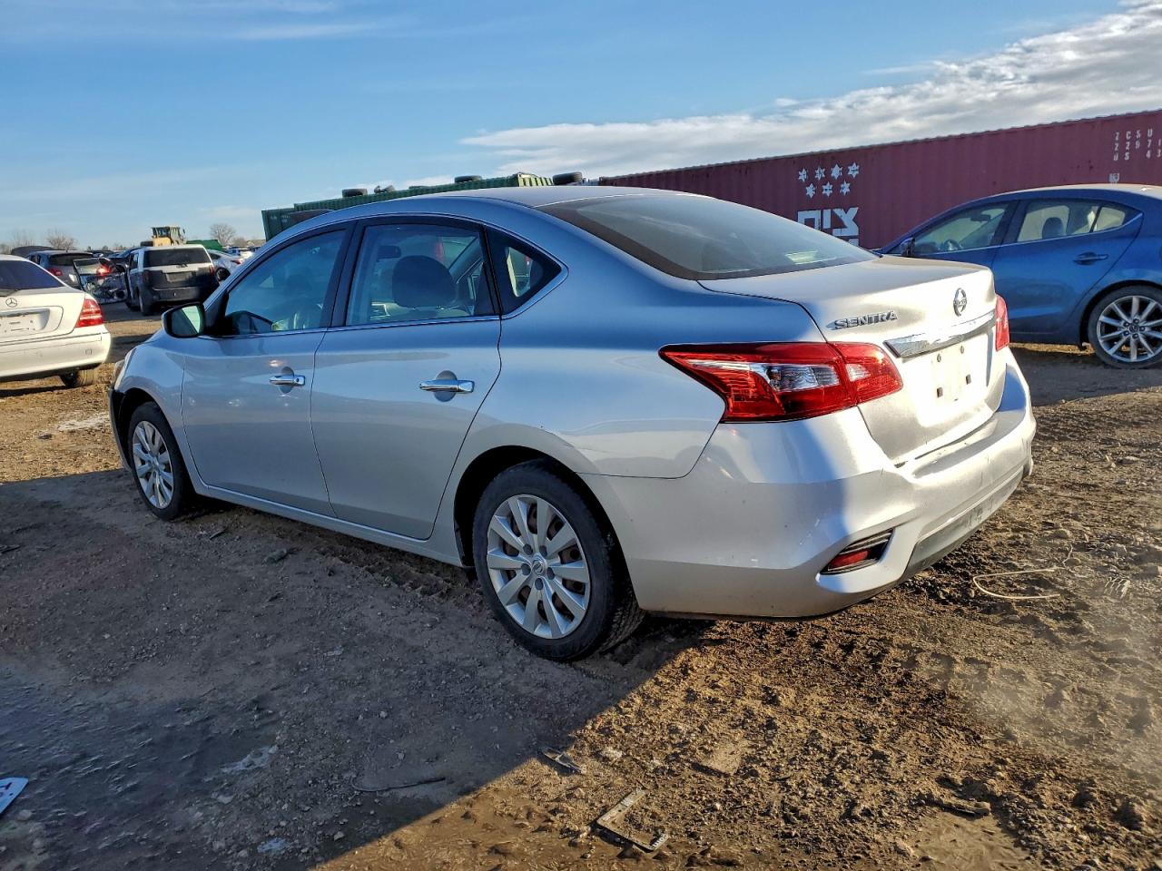 Nissan Sentra S Image 12