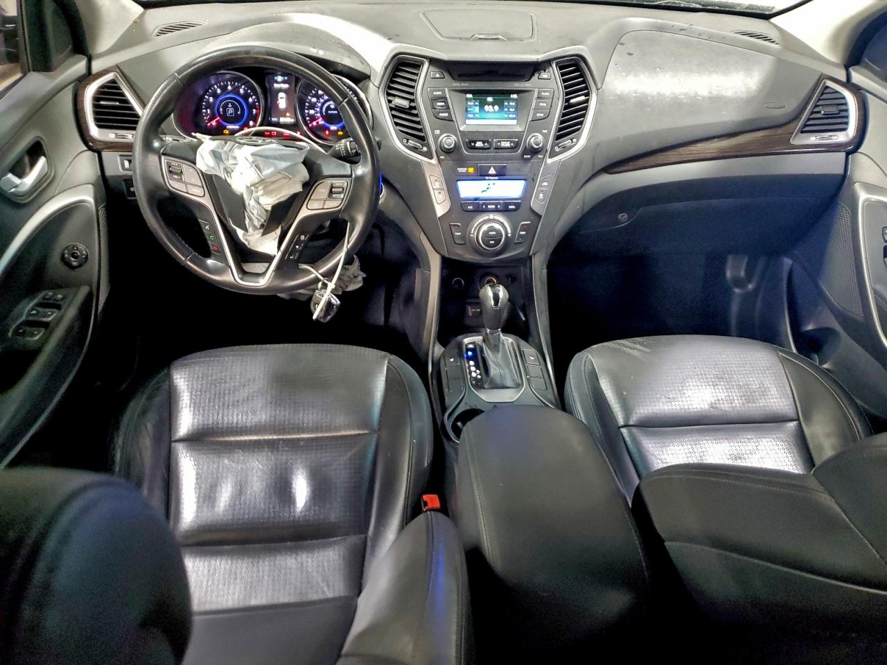 Hyundai SANTA FE Limited Image 10