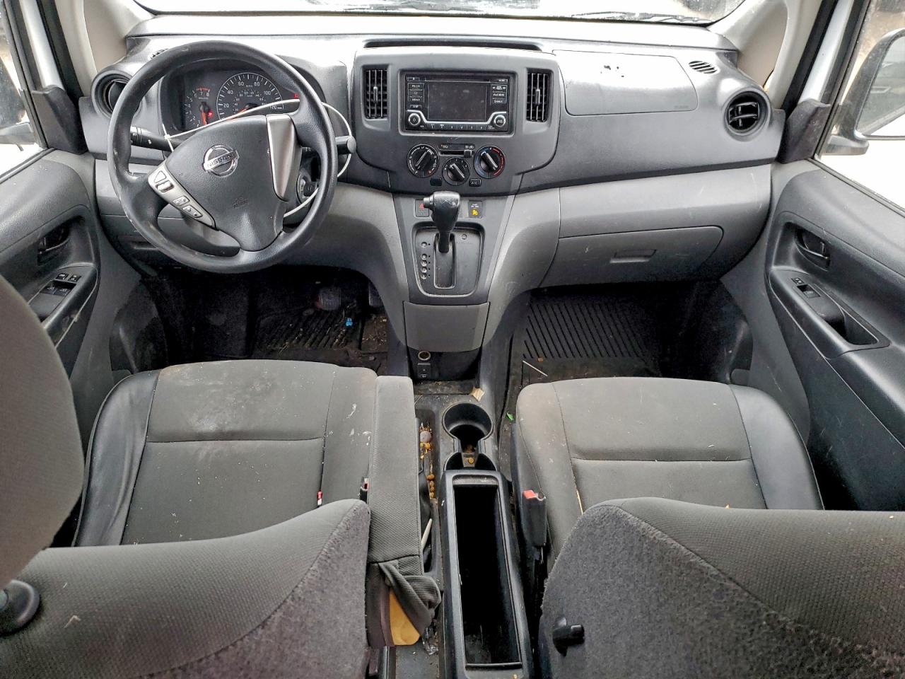 Nissan Nv 2.5s Image 10