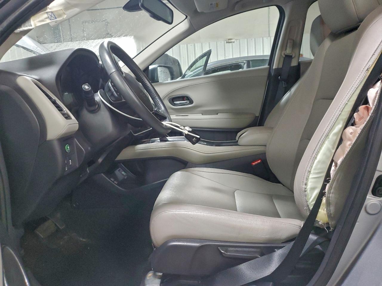 Honda HR-V Exl Image 7