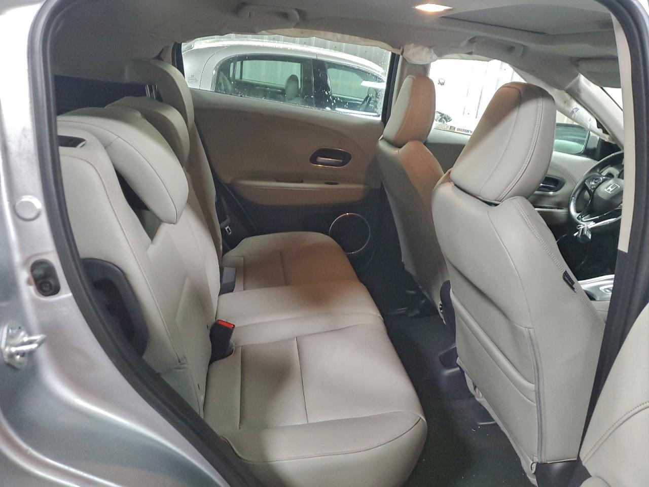 Honda HR-V Exl Image 8