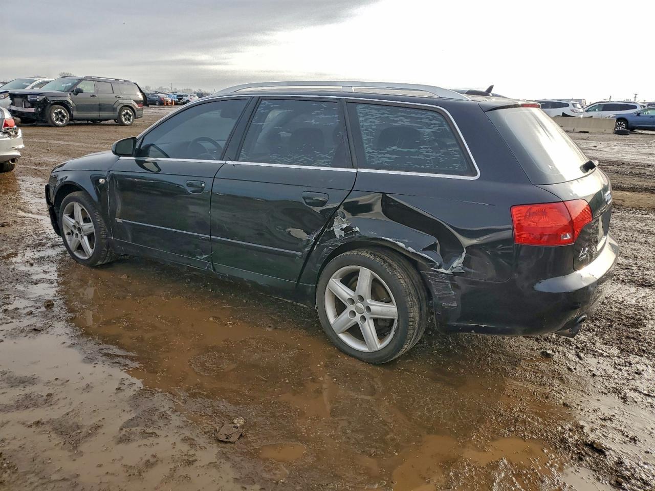 Audi A4 2.0t Avant Quattro Image 2