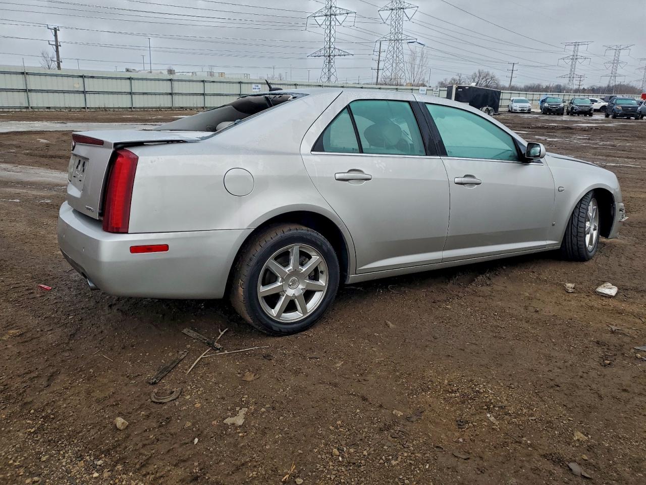 Cadillac STS Image 2