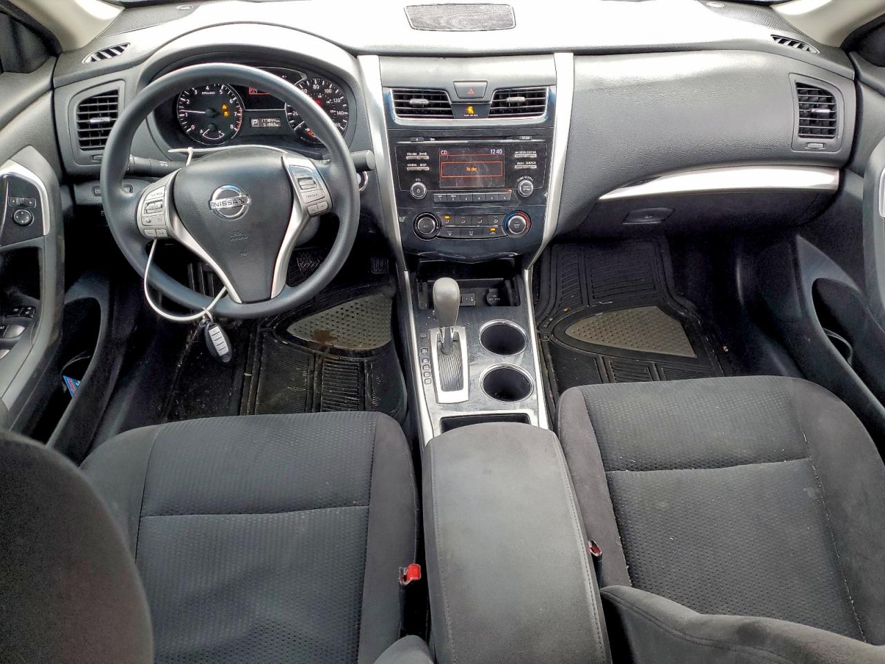 Nissan Altima 2.5 Image 11