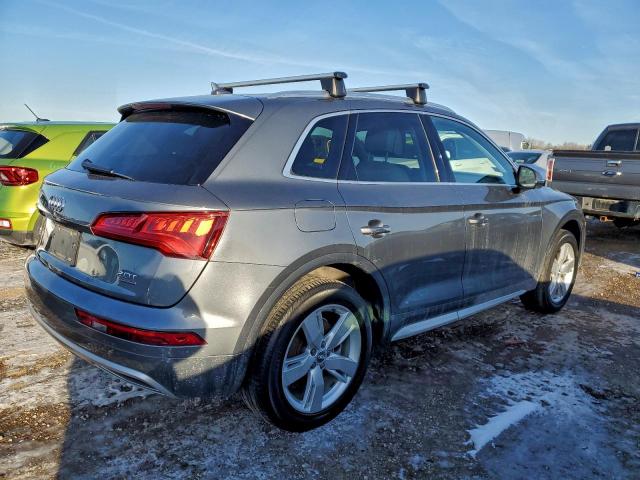 Audi Q5 Premium Plus Image 11