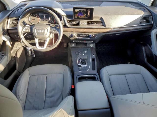 Audi Q5 Premium Plus Image 2