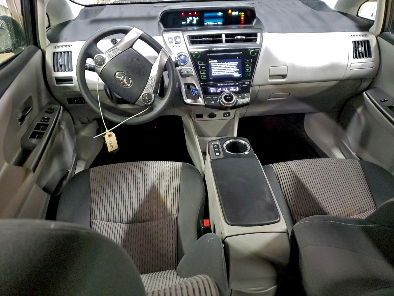 Toyota Prius Image 9
