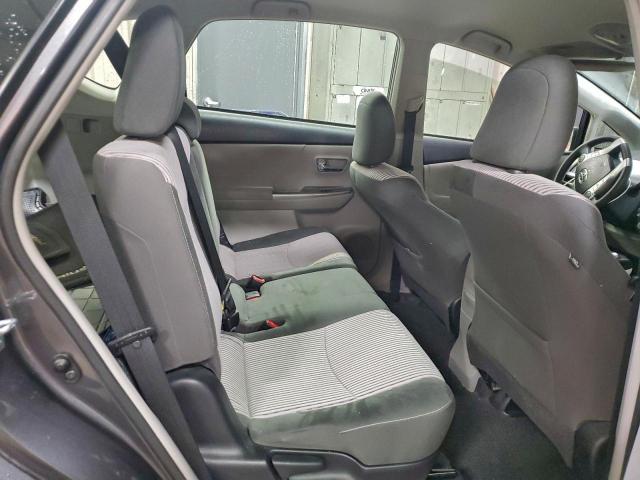 Toyota Prius Image 8