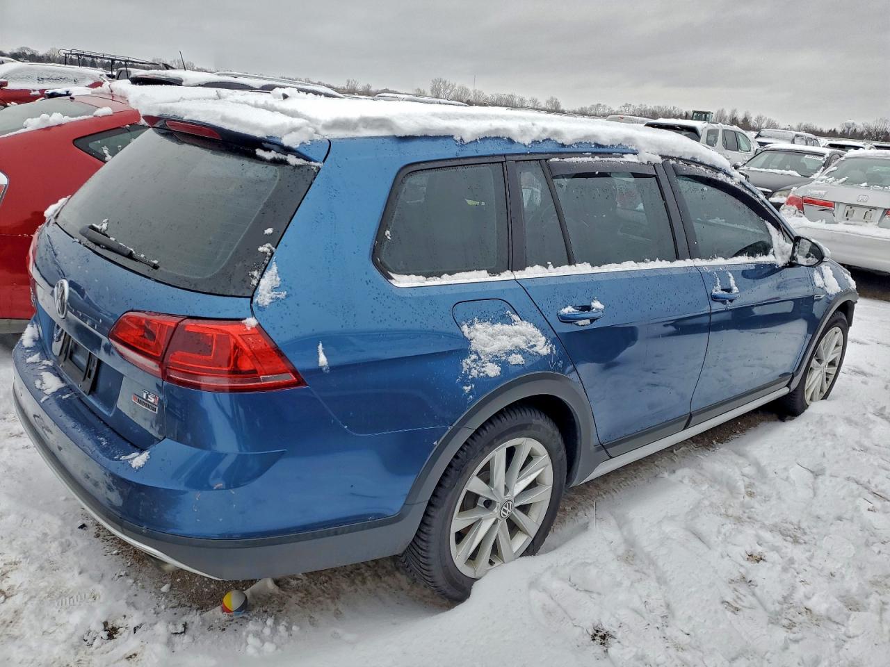 Volkswagen Golf S Image 8