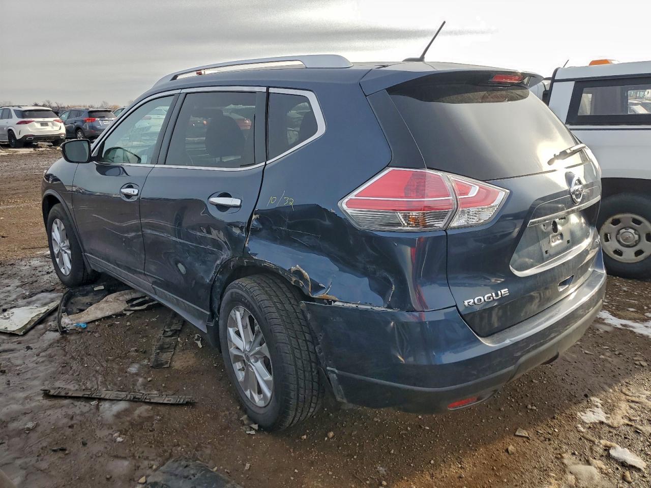 Nissan Rogue S Image 8