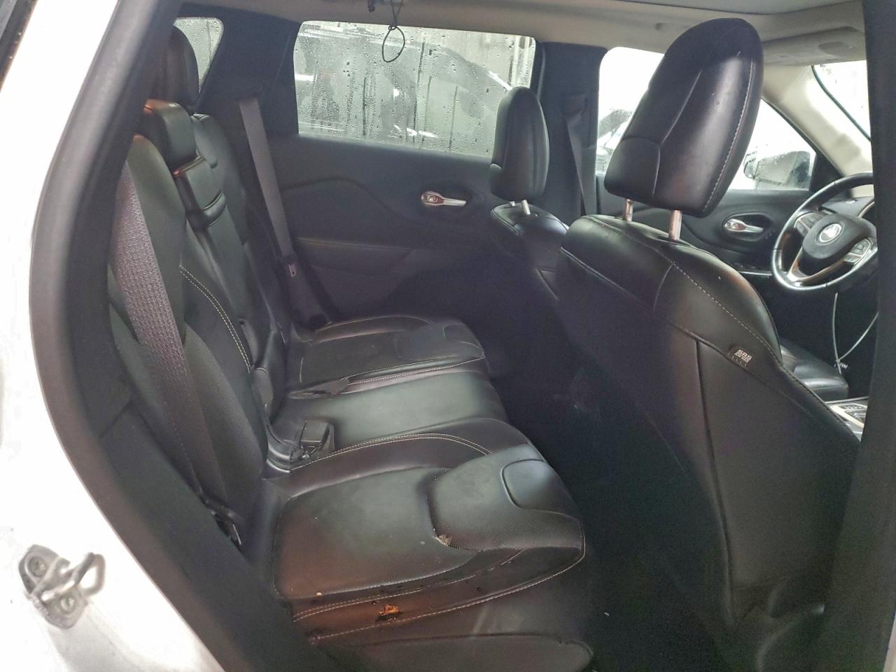 Jeep Grand Cherokee Limited Image 3