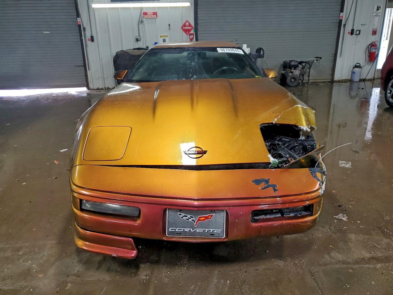 Chevrolet Corvette Image 10