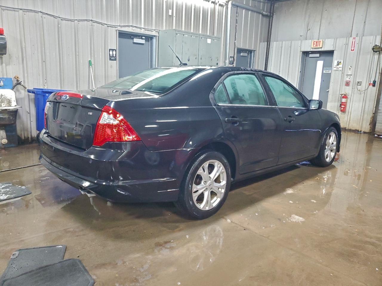 Ford Fusion Se Image 3