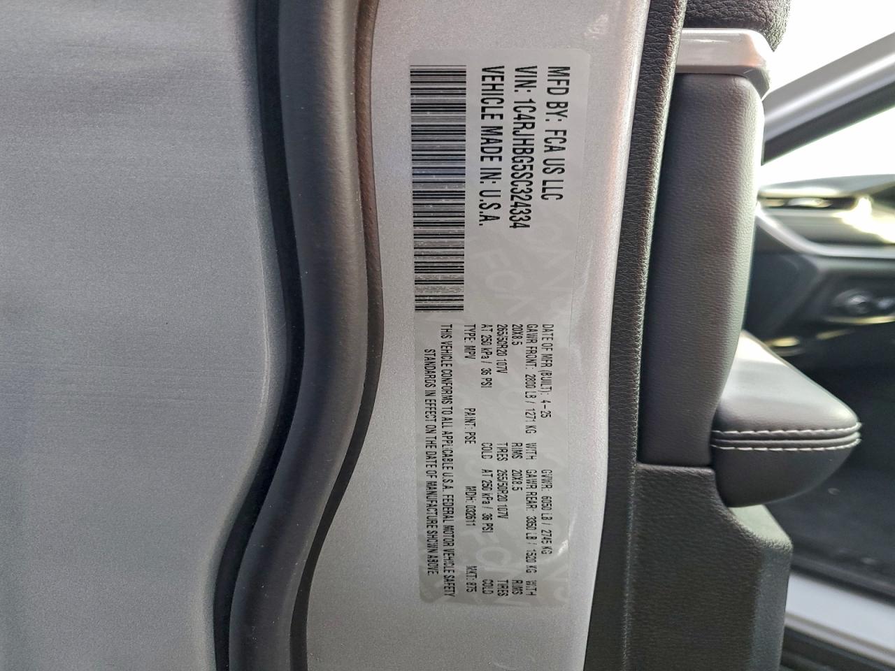 Jeep Grand Cherokee Limited Image 10