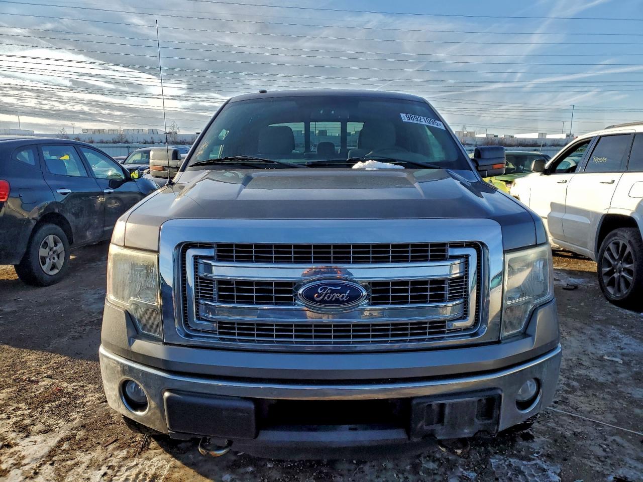 Ford F-150 Supercrew Image 3