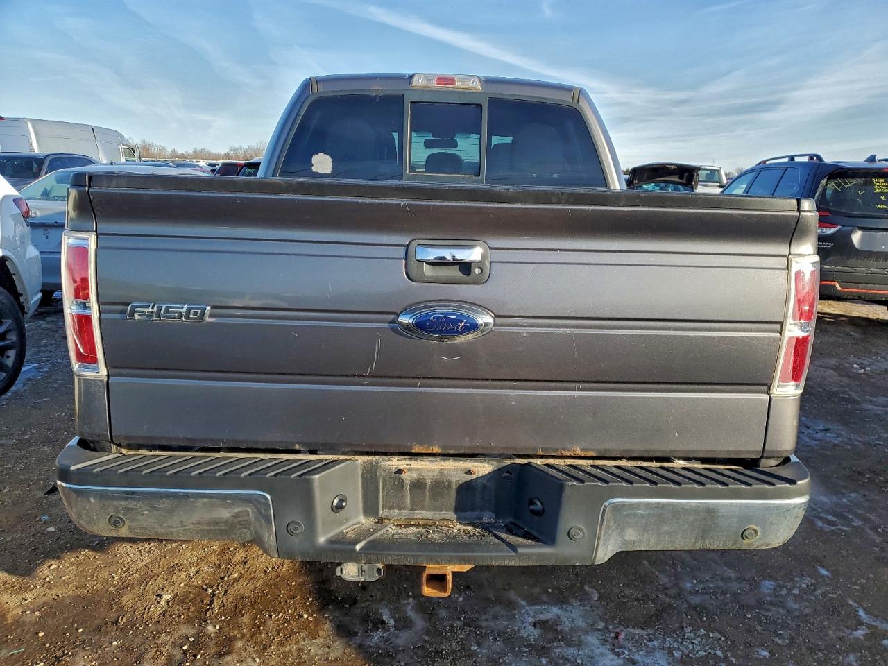 Ford F-150 Supercrew Image 4
