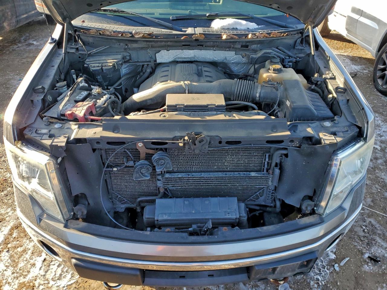 Ford F-150 Supercrew Image 9