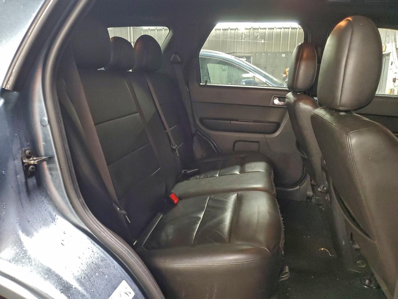 Ford Escape Limited Image 8