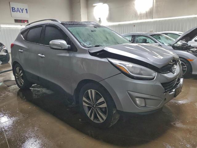 Hyundai TUCSON Gls Image 12