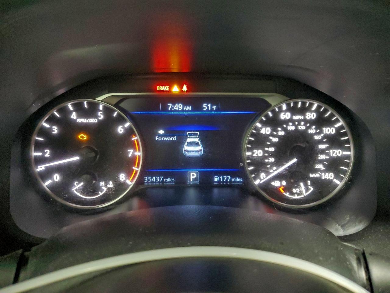 Nissan Altima S Image 8