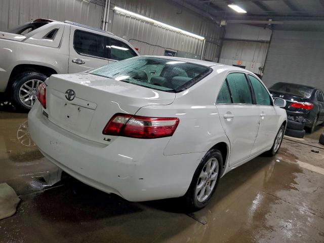 Toyota Camry Base Image 7