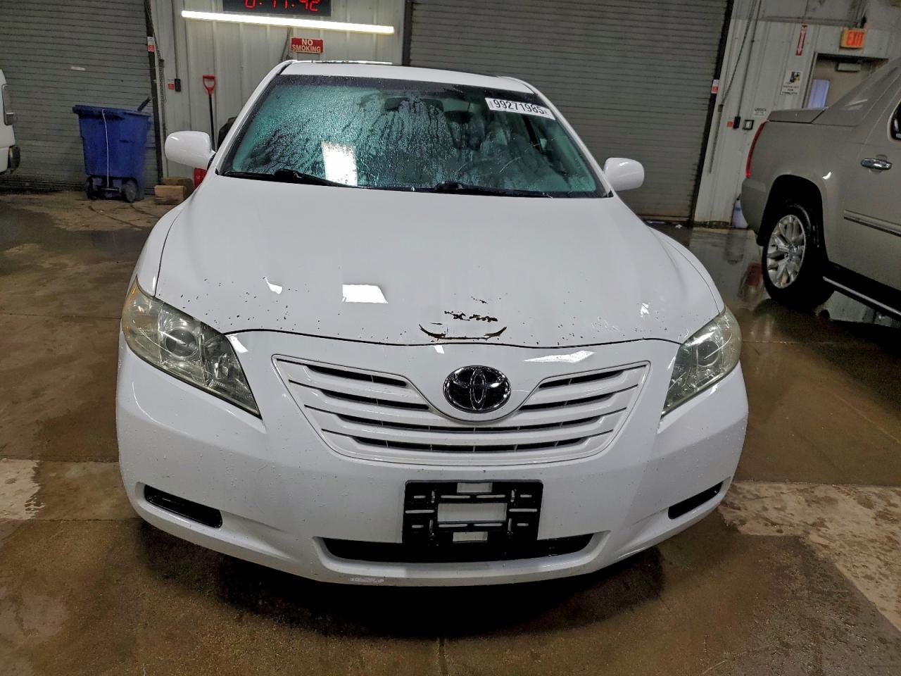 Toyota Camry Base Image 10
