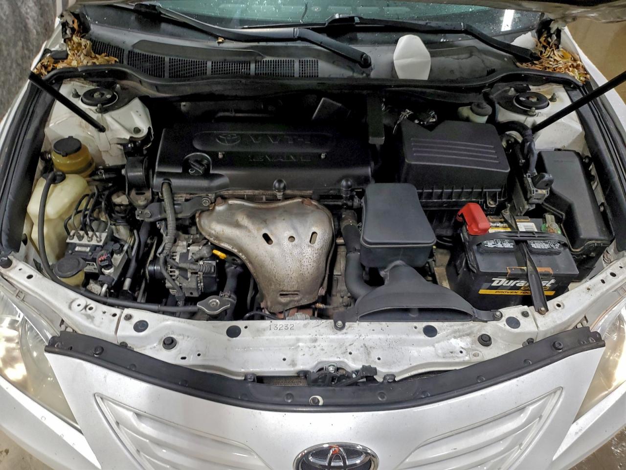 Toyota Camry Base Image 3