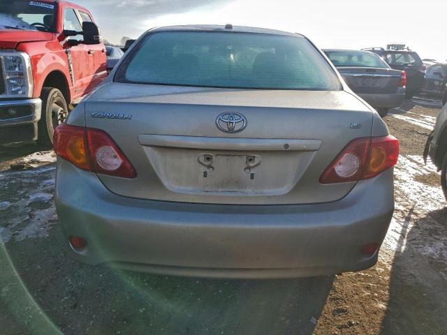 Toyota Corolla Base Image 8