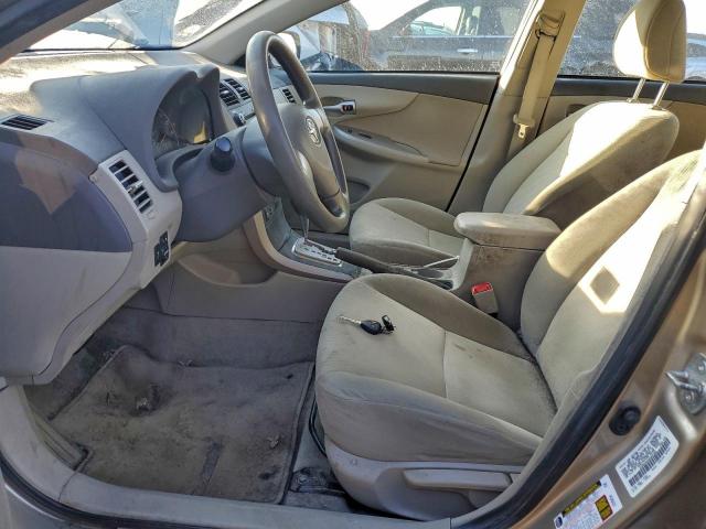 Toyota Corolla Base Image 3